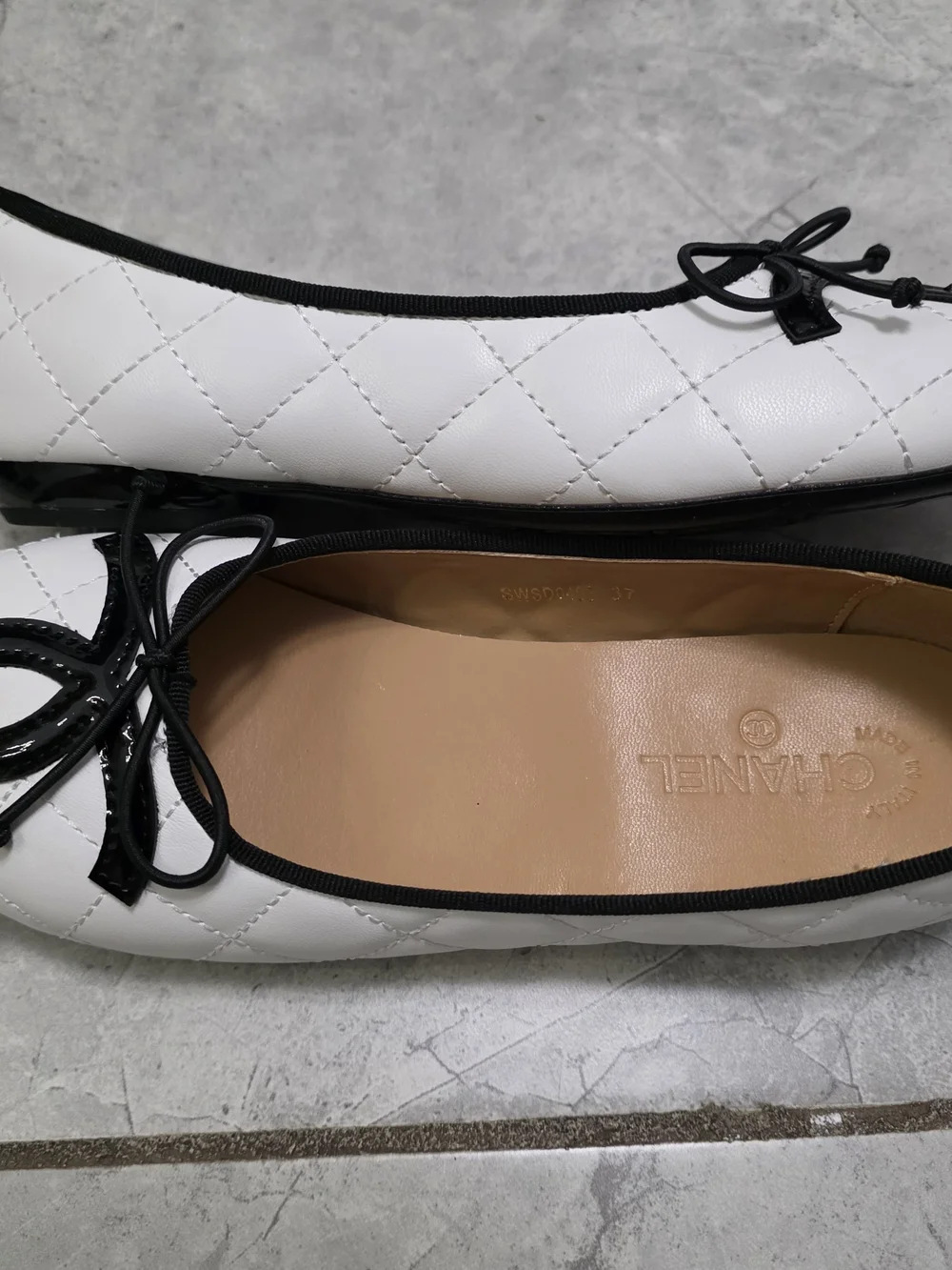 CHANEL tried indoors